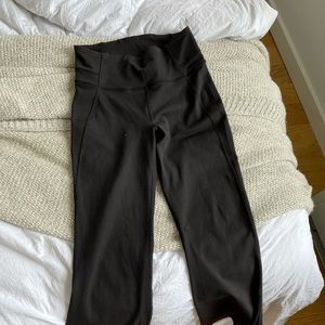 Lululemon Groove Flare Pant S10